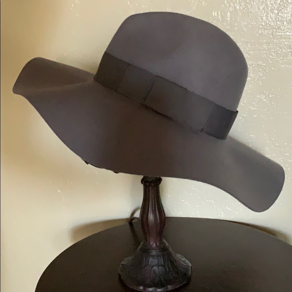 “Piper” Brixton floppy hat